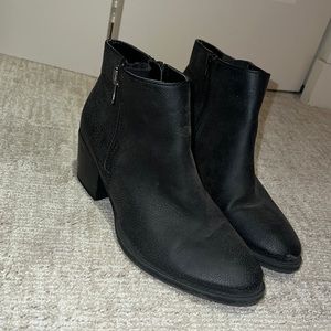 Black Booties, unknown brand with used finish